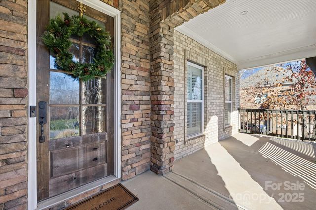 233 Walking Horse Trail, Davidson, NC 28036