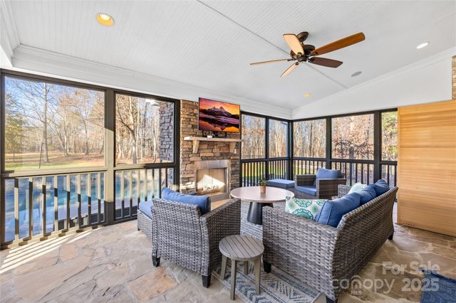 233 Walking Horse Trail, Davidson, NC 28036