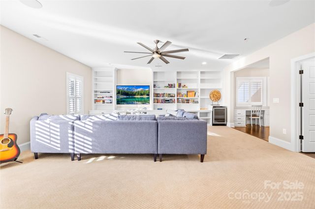 233 Walking Horse Trail, Davidson, NC 28036