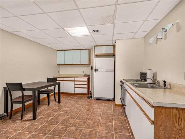 233 Dean Road, Parma, NY 14559