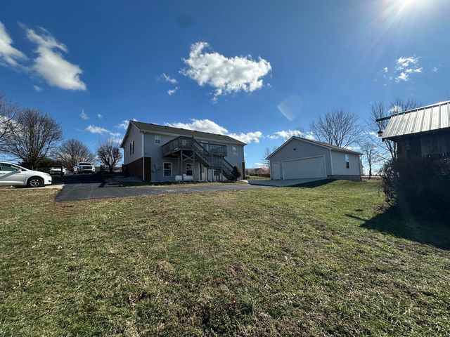 142 Country Lane, Lancaster, KY 40444