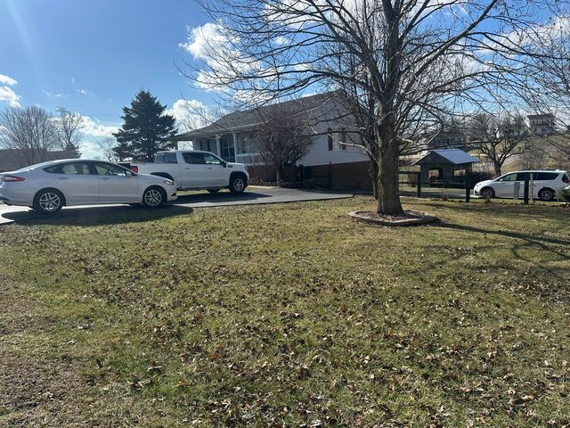 142 Country Lane, Lancaster, KY 40444