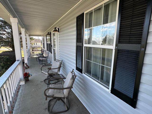 142 Country Lane, Lancaster, KY 40444