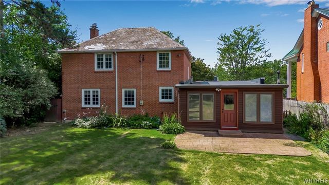 220 High Park Blvd, Amherst, NY 14226