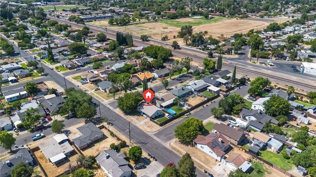 1399 E 23rd St, Merced, CA 95340