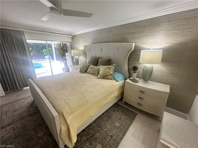 740 Willowhead DR, Naples, FL 34103