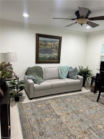 740 Willowhead DR, Naples, FL 34103