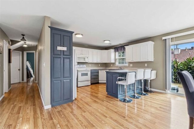 407 Corrie Court, Siloam Springs, AR 72761