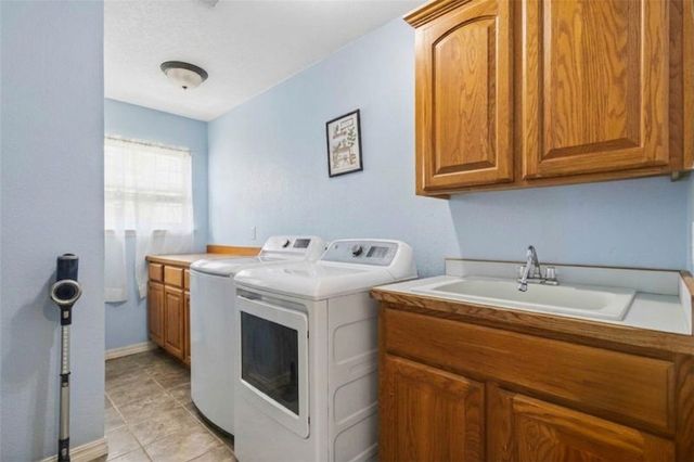 407 Corrie Court, Siloam Springs, AR 72761