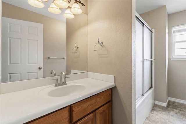 407 Corrie Court, Siloam Springs, AR 72761