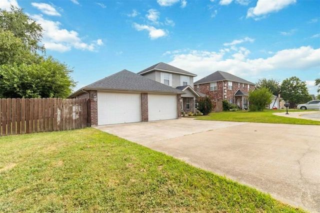 407 Corrie Court, Siloam Springs, AR 72761