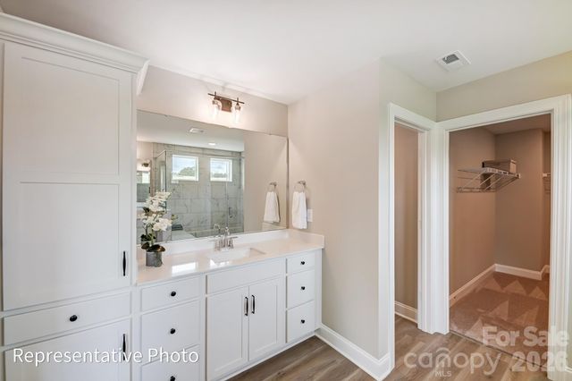 8422 Acadia Parkway, Sherrills Ford, NC 28673