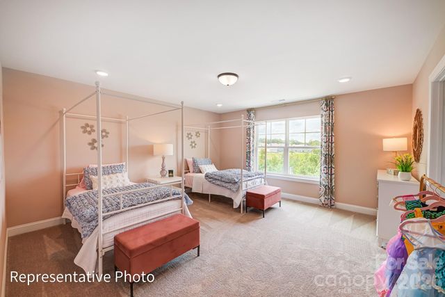 8422 Acadia Parkway, Sherrills Ford, NC 28673