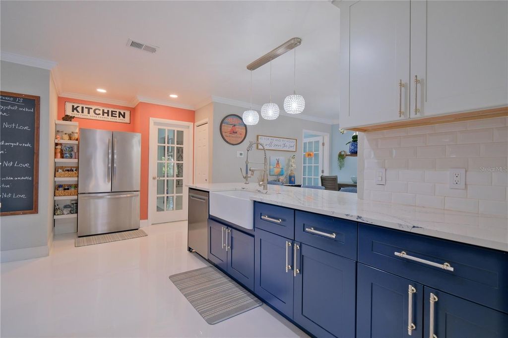 Image 14 of property listing at 1816 82ND STREET NW, Bradenton, FL 34209