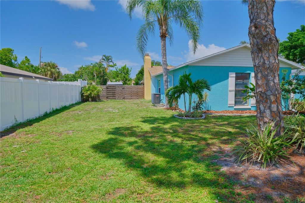 Image 91 of property listing at 1816 82ND STREET NW, Bradenton, FL 34209