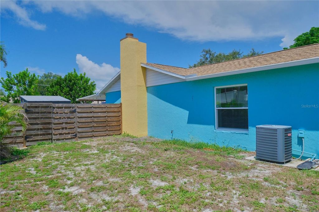 Image 92 of property listing at 1816 82ND STREET NW, Bradenton, FL 34209
