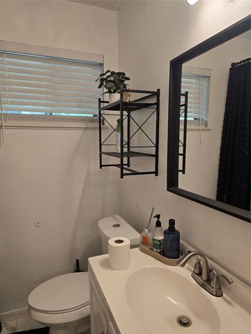 7016 Valhalla Road, Fort Worth, TX 76116