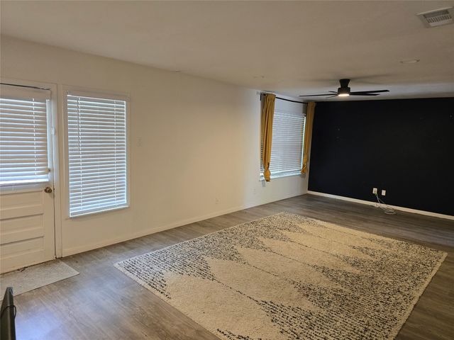 7016 Valhalla Road, Fort Worth, TX 76116