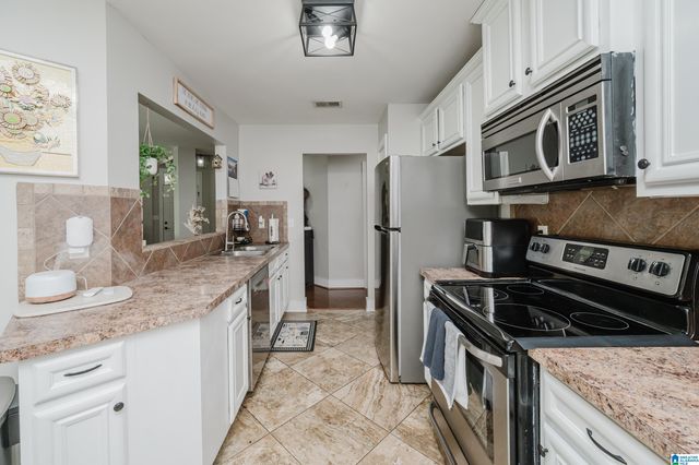 312 CROMWELL, Maylene, AL 35114