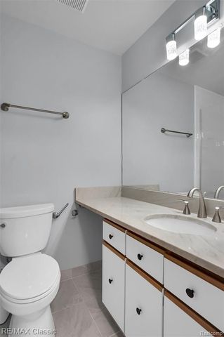 41498 Cornell Drive, Novi, MI 48377