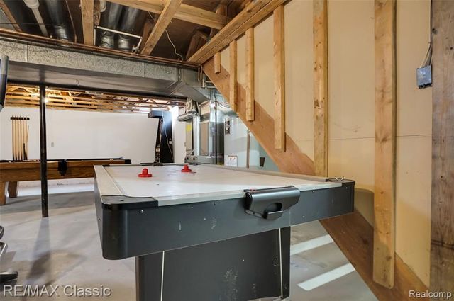 41498 Cornell Drive, Novi, MI 48377