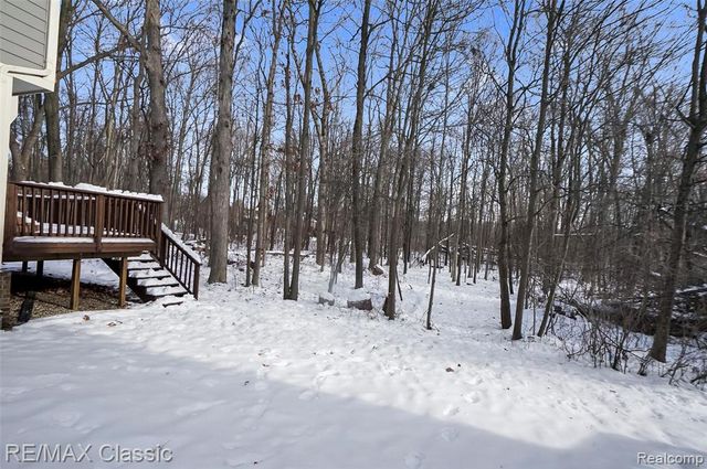 41498 Cornell Drive, Novi, MI 48377