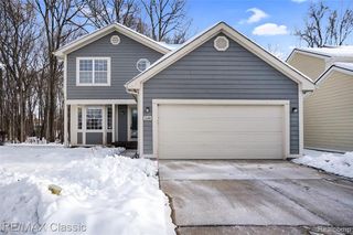41498 Cornell Drive, Novi, MI 48377