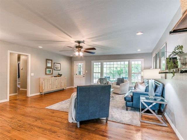 9805 Chesterton Place, The Village, OK 73120
