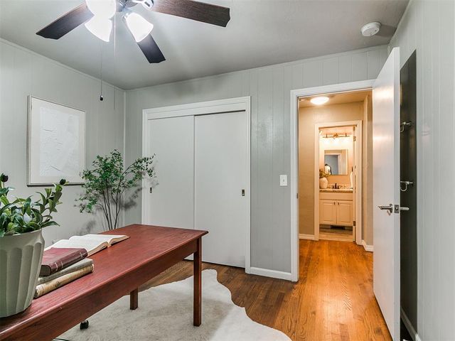 9805 Chesterton Place, The Village, OK 73120