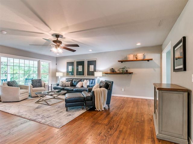9805 Chesterton Place, The Village, OK 73120