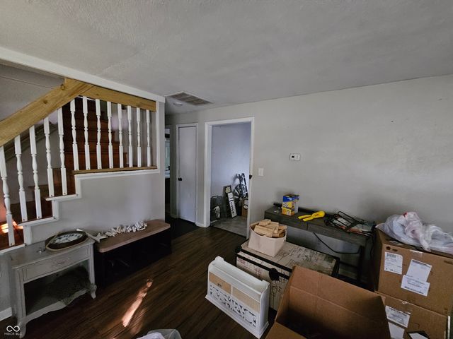 5700 S 100 W, Pendleton, IN 46064