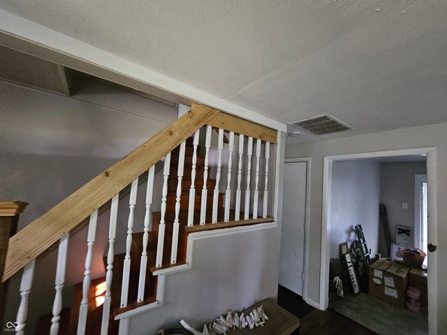 5700 S 100 W, Pendleton, IN 46064