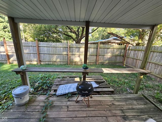 5700 S 100 W, Pendleton, IN 46064