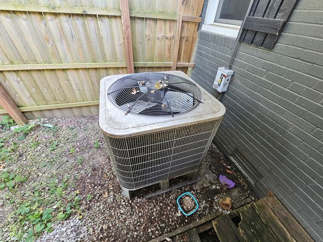 5700 S 100 W, Pendleton, IN 46064