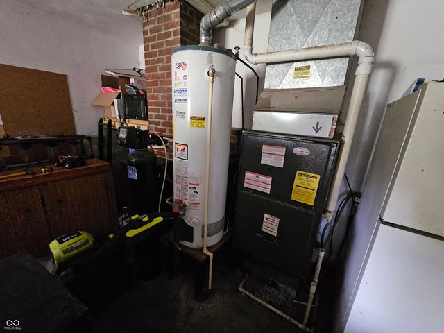 5700 S 100 W, Pendleton, IN 46064