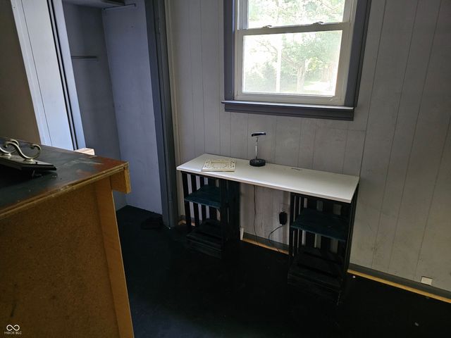 5700 S 100 W, Pendleton, IN 46064