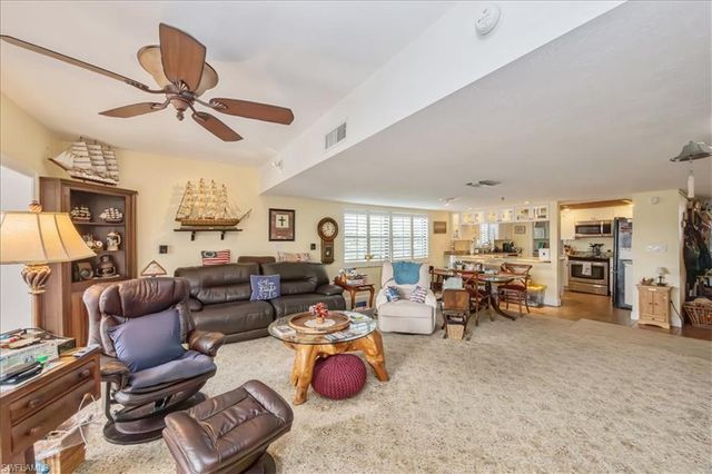 1400 Blue Point AVE # 208, Naples, FL 34102