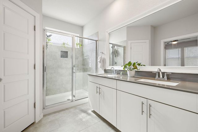 105 Hackberry Branch DR, Hutto, TX 78634