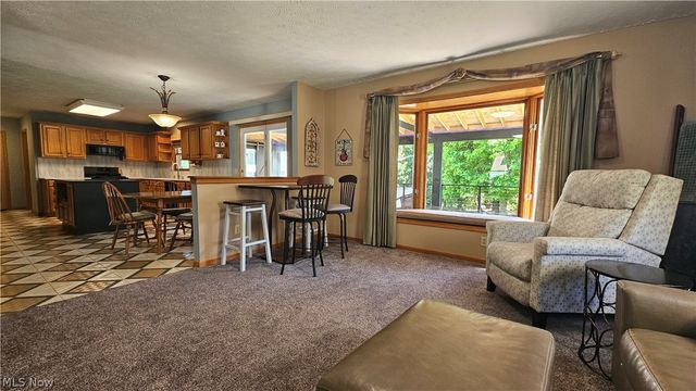 7392 Churchill Square, Mentor, OH 44060