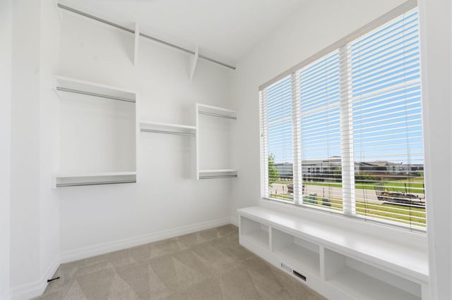 190 S Ciderbluff St, Goddard, KS 67052