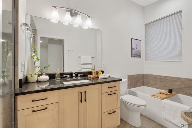 100 Xavier Circle, Syracuse, NY 13210