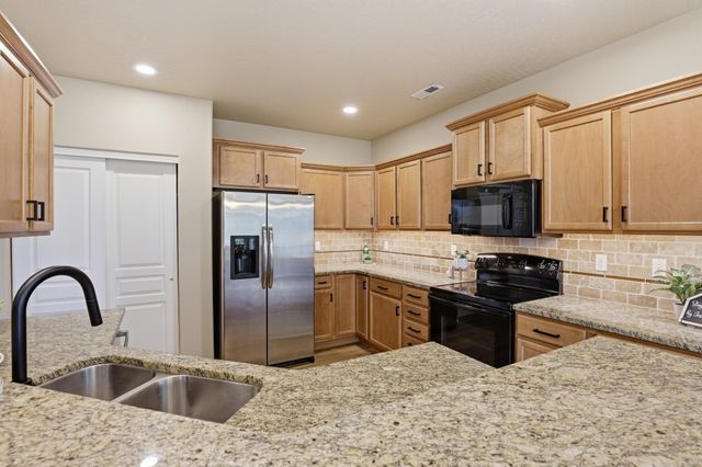 4605 E 22nd Ct, Spokane, WA 99223