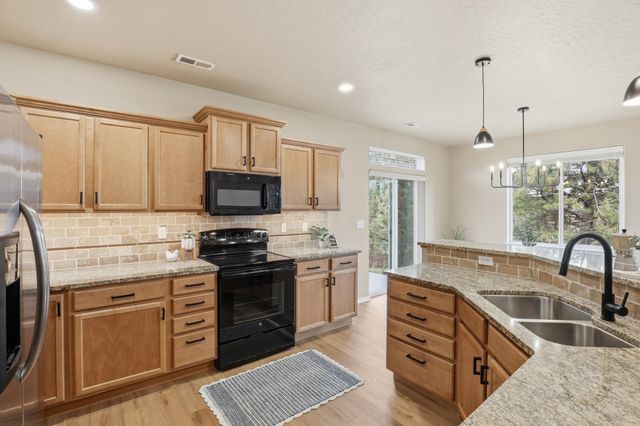 4605 E 22nd Ct, Spokane, WA 99223