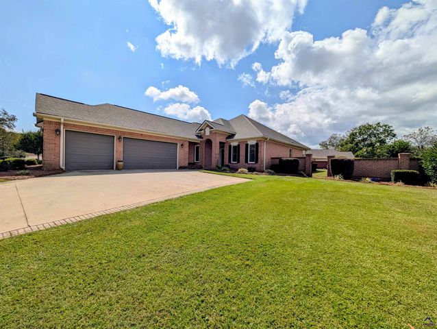 100 Orchard Lane, Centerville, GA 31028