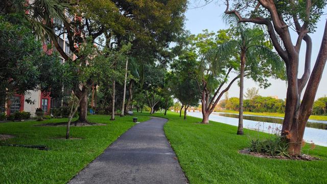 2206 S CYPRESS BEND Drive 504, Pompano Beach, FL 33069