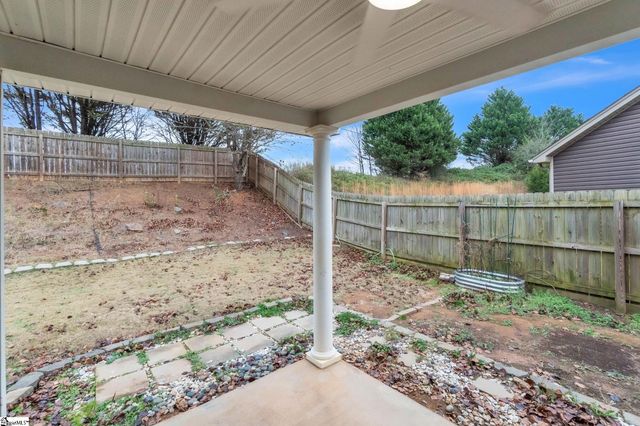 315 Kelly Farm Road, Moore, SC 29369