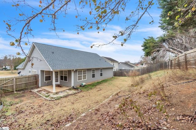 315 Kelly Farm Road, Moore, SC 29369