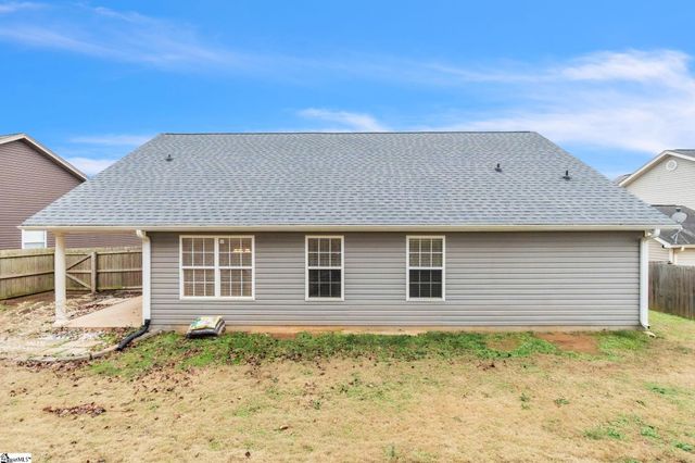 315 Kelly Farm Road, Moore, SC 29369