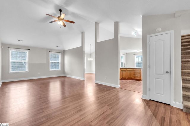 315 Kelly Farm Road, Moore, SC 29369