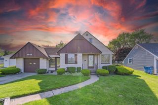 1648 S Wheeling Street, Oregon, OH 43616